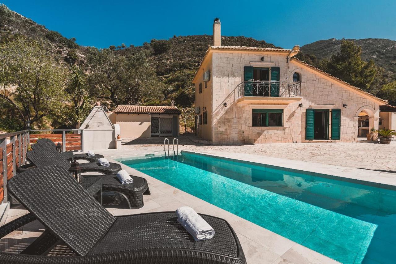 Villa Kanalos - Private Pool & Stunning Views, By Zantewize กาลามากี ภายนอก รูปภาพ
