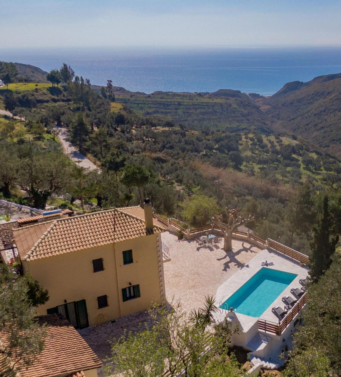Villa Kanalos - Private Pool & Stunning Views, By Zantewize กาลามากี ภายนอก รูปภาพ